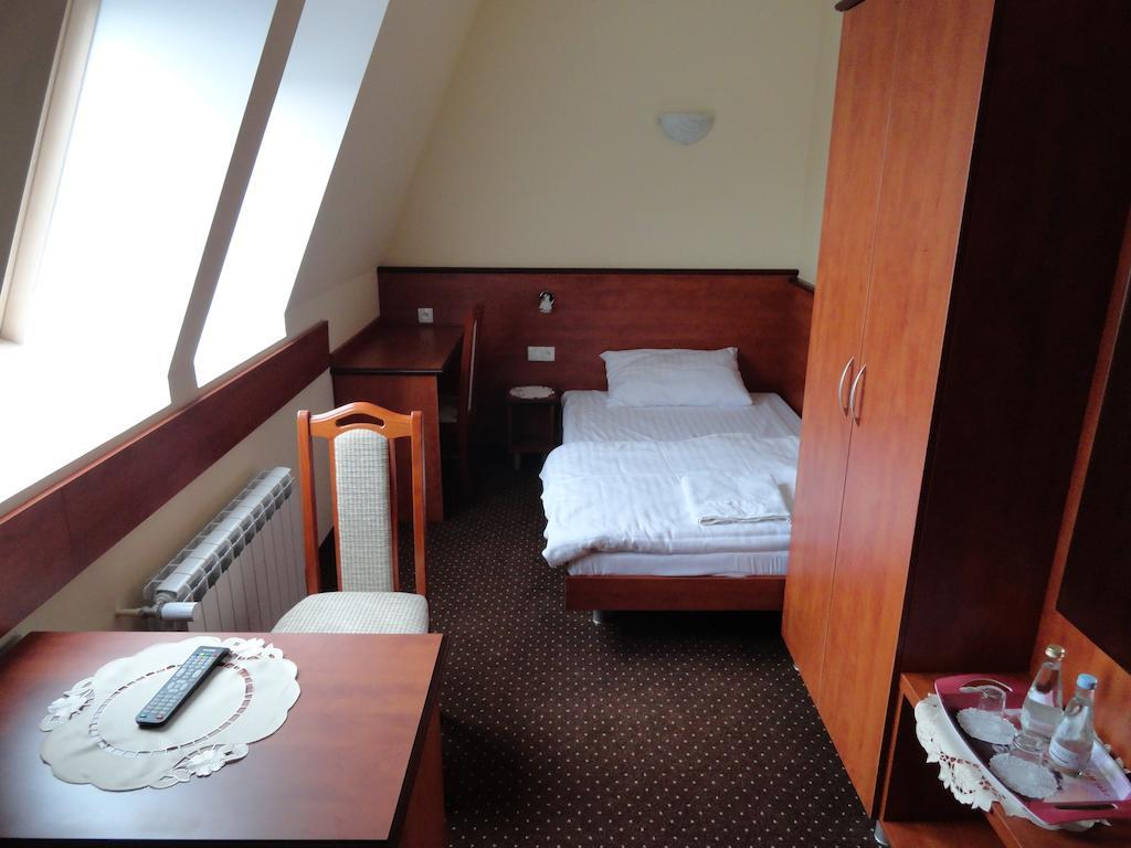 Hotel Wielkopolanka 스로다 비코폴스카 객실 사진
